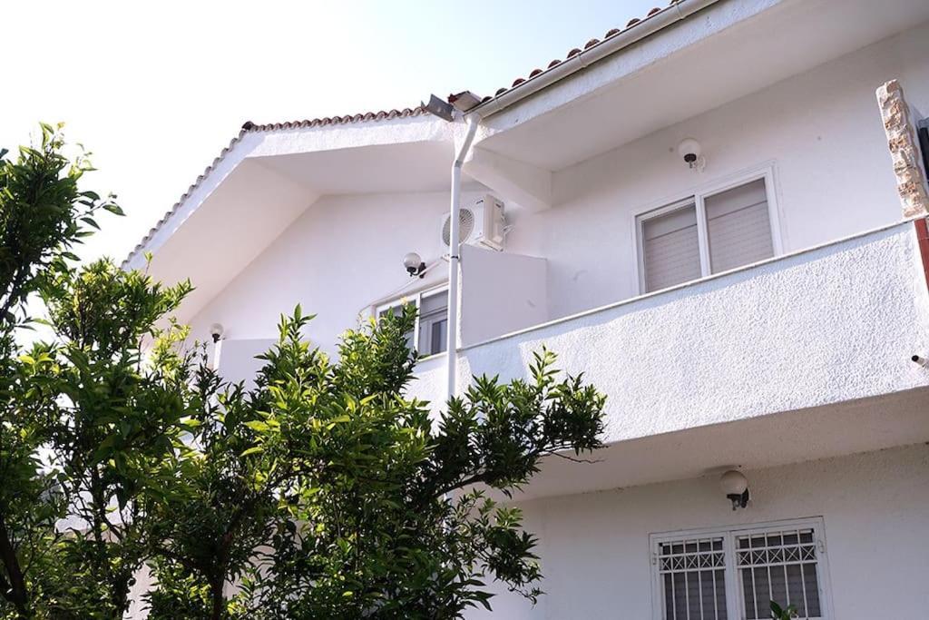 Villa Three Sisters House Mola Kalyva Exterior foto
